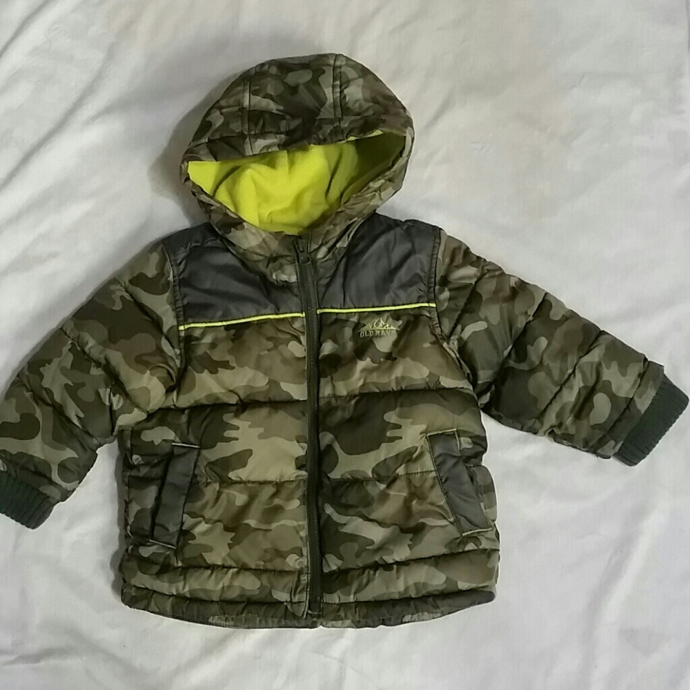 Old Navy toddler puffer coat (#225)